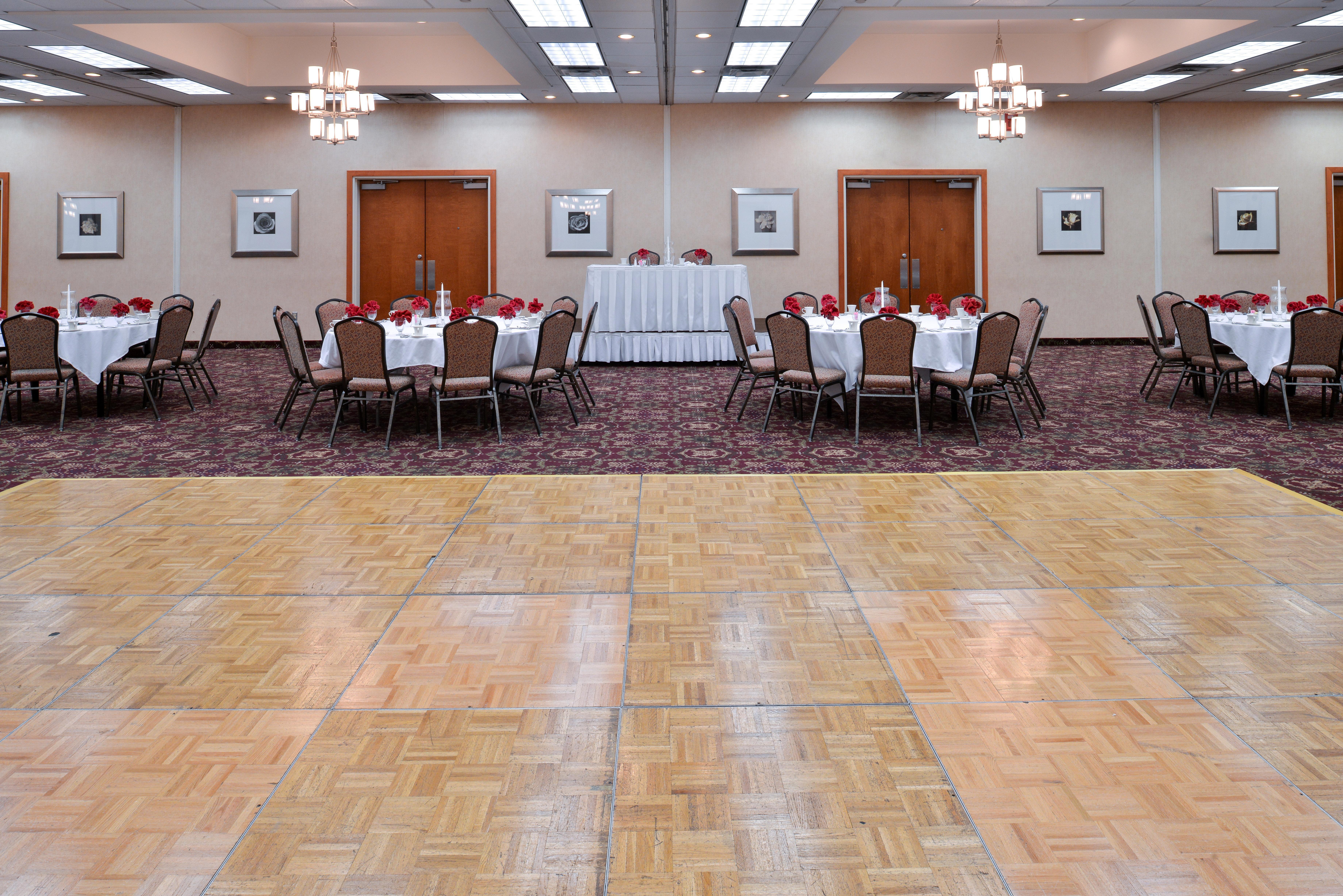 Holiday Inn Martinsburg By Ihg Exteriör bild