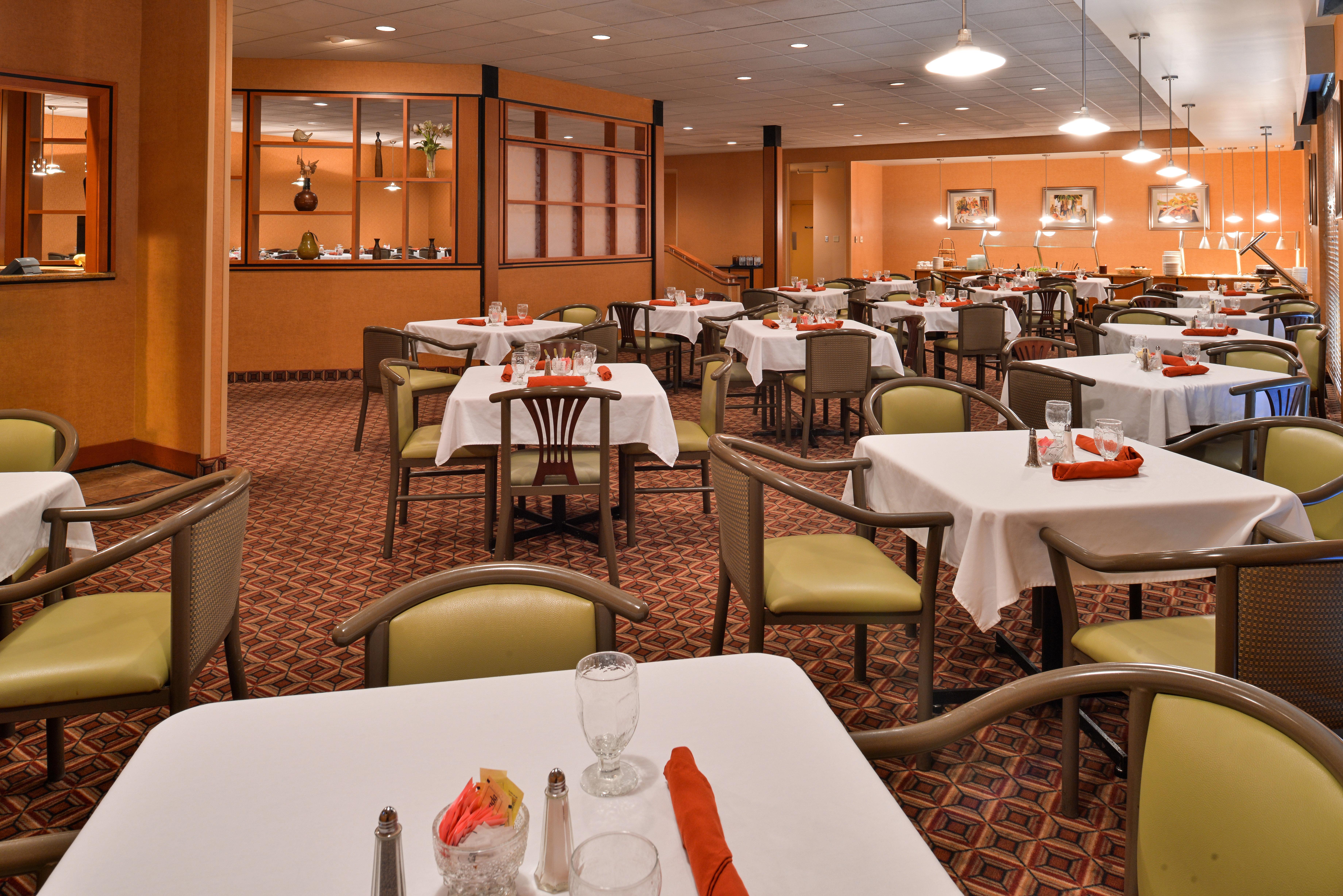 Holiday Inn Martinsburg By Ihg Exteriör bild
