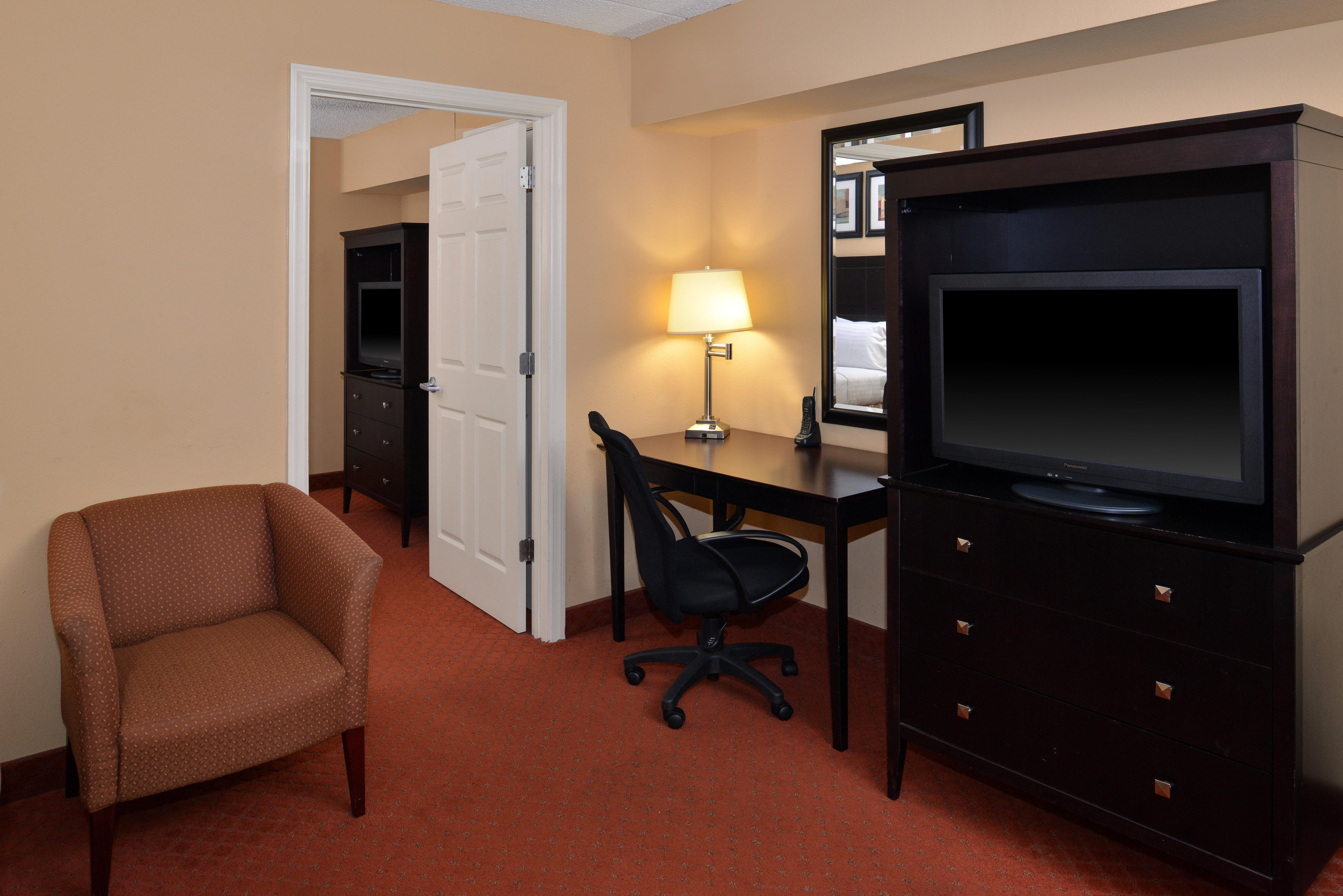 Holiday Inn Martinsburg By Ihg Exteriör bild