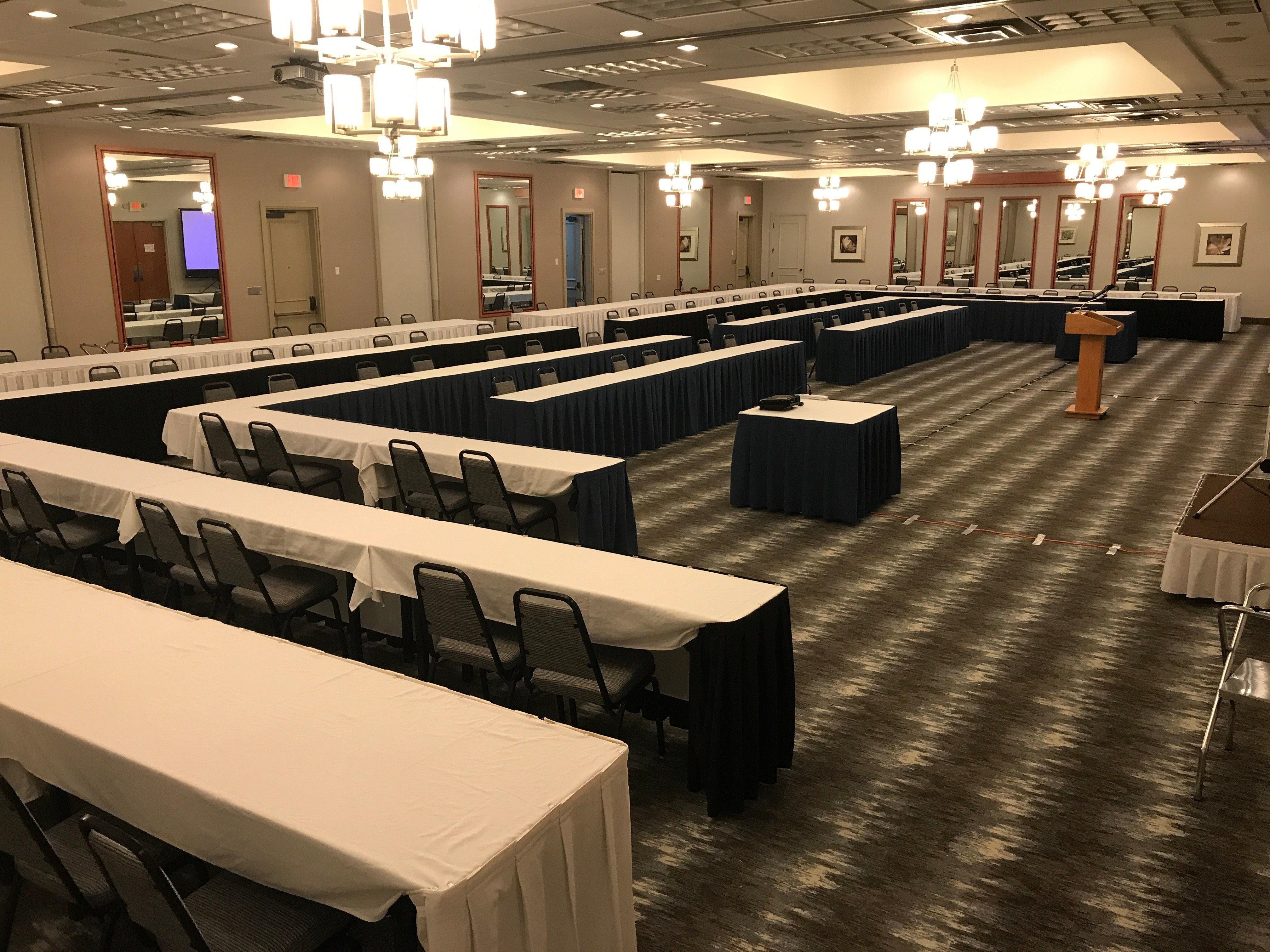 Holiday Inn Martinsburg By Ihg Exteriör bild