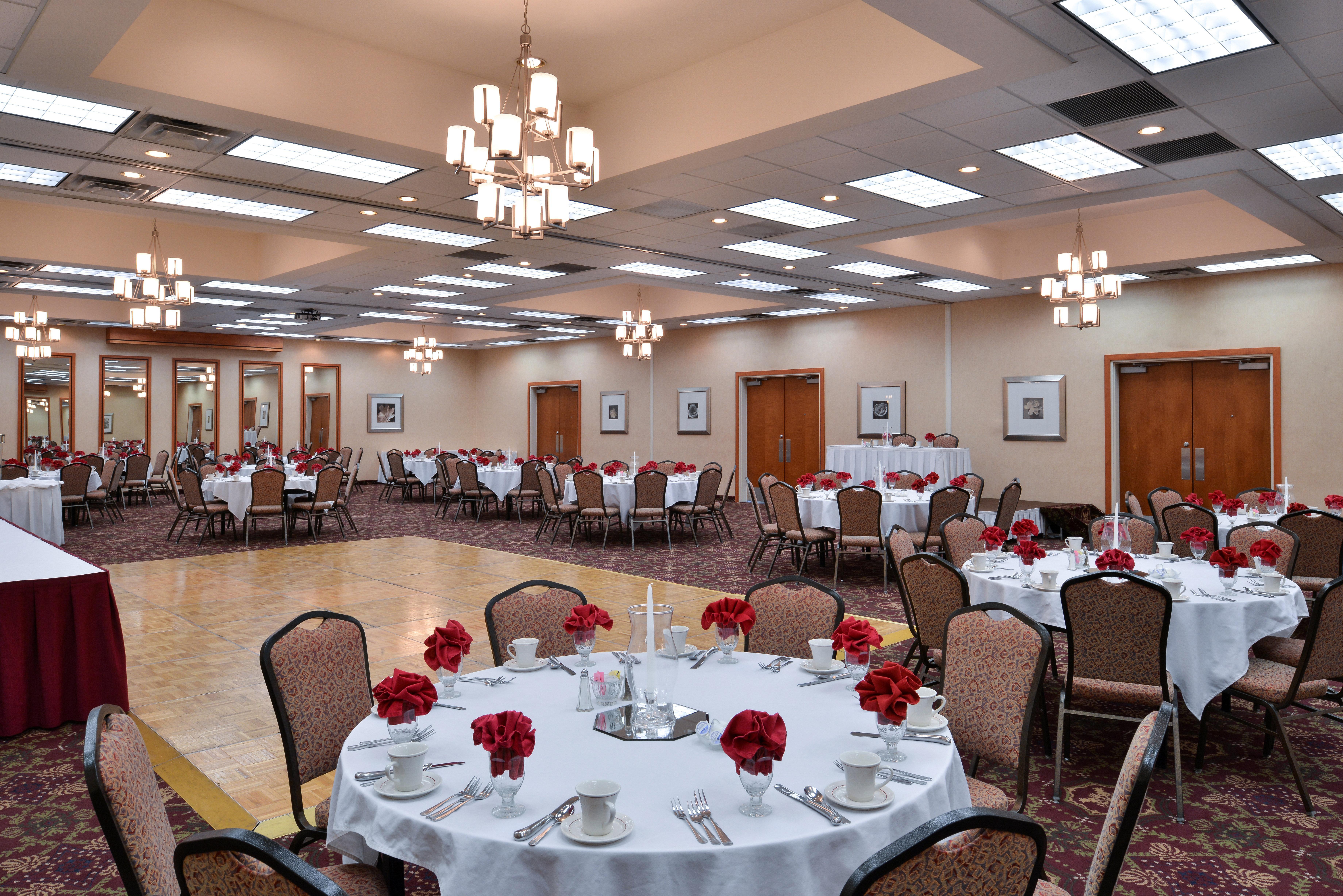 Holiday Inn Martinsburg By Ihg Exteriör bild