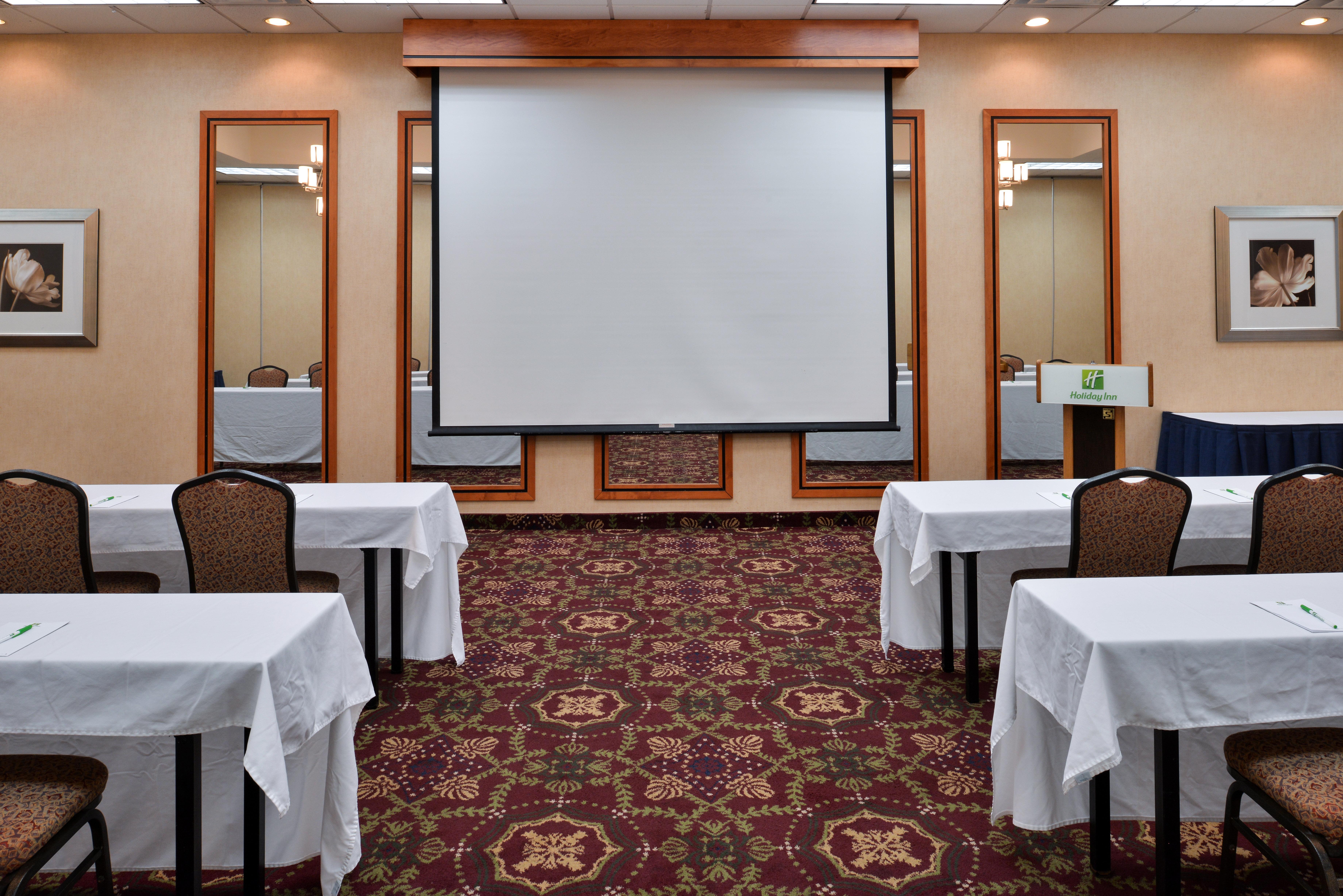 Holiday Inn Martinsburg By Ihg Exteriör bild