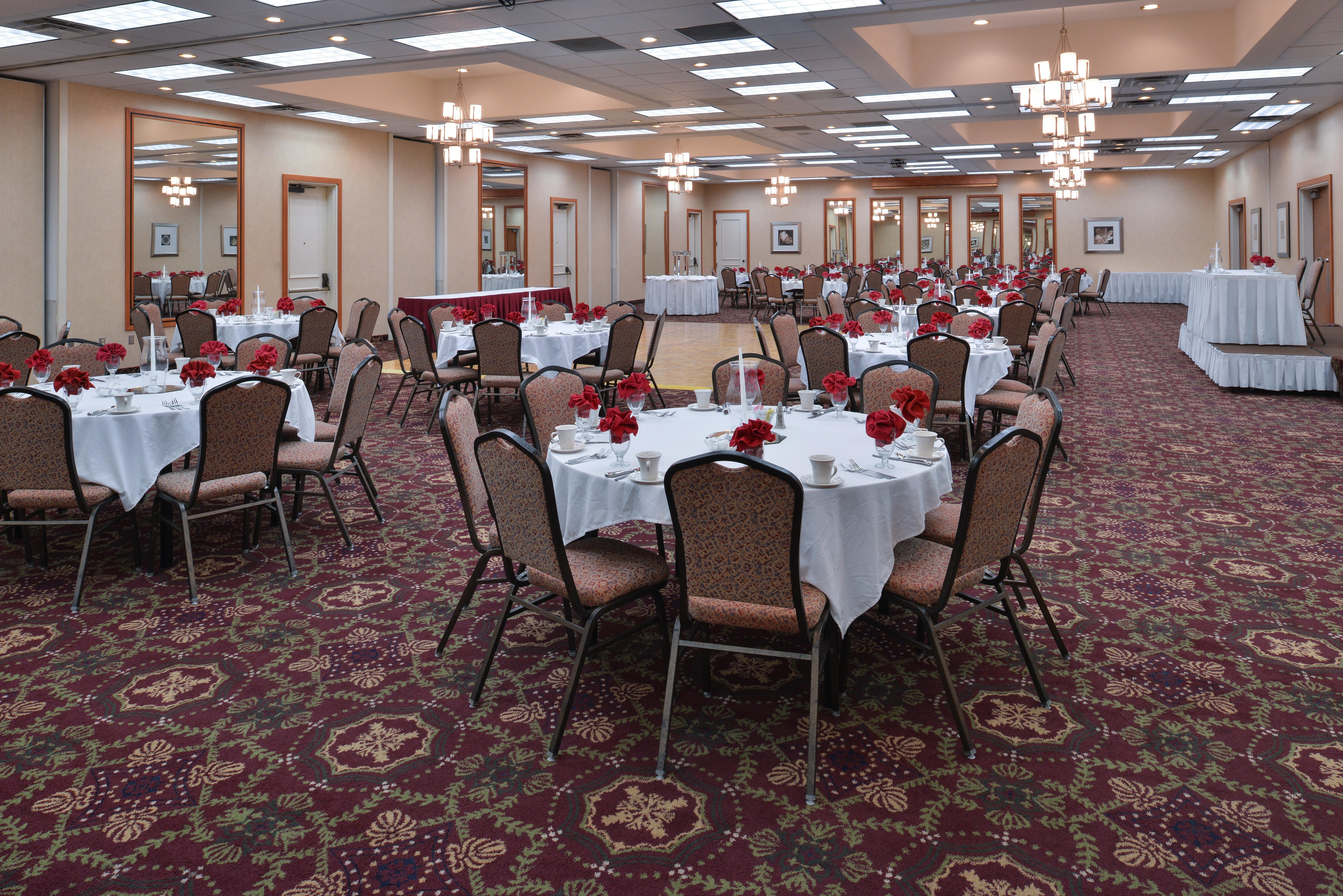 Holiday Inn Martinsburg By Ihg Exteriör bild
