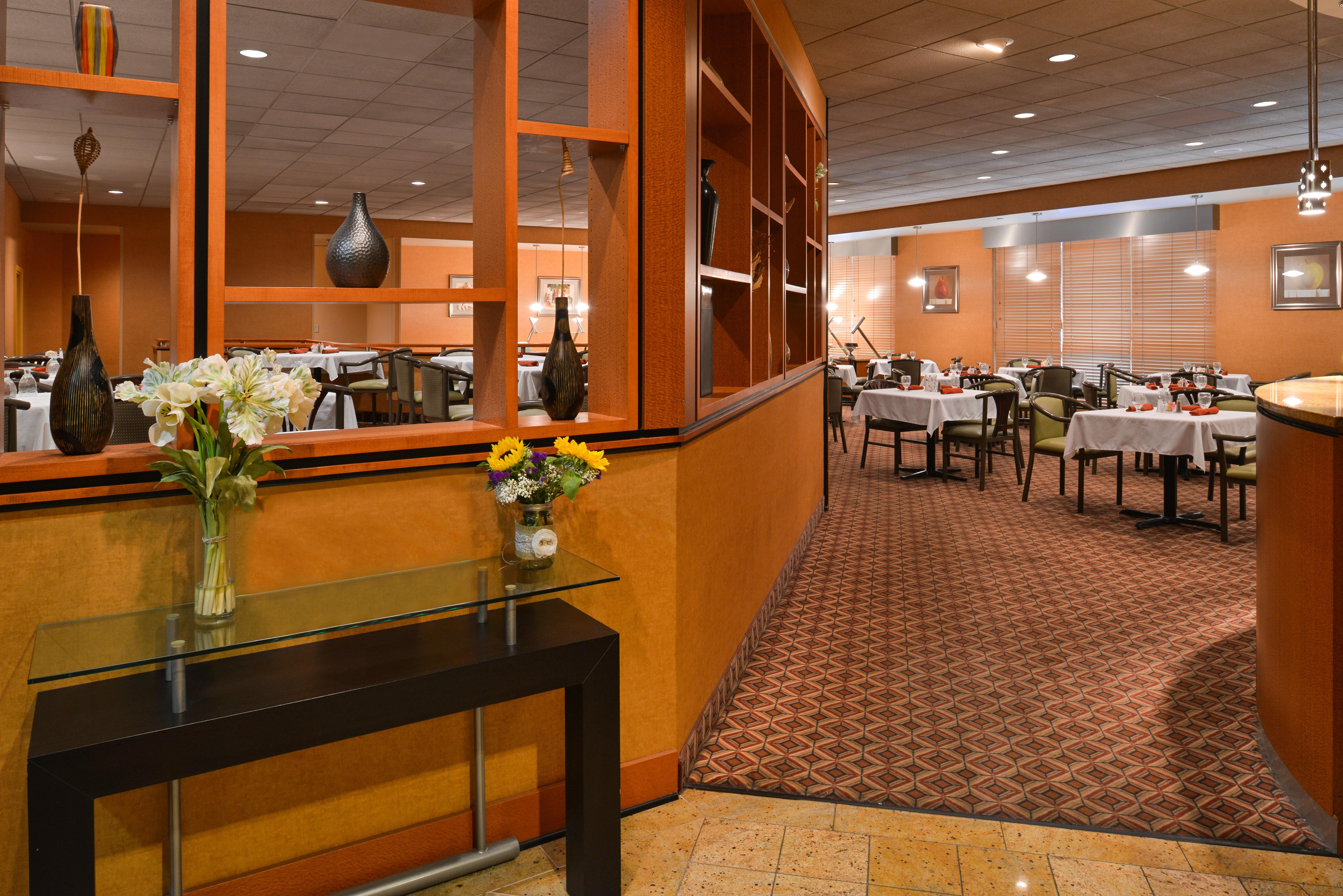 Holiday Inn Martinsburg By Ihg Exteriör bild
